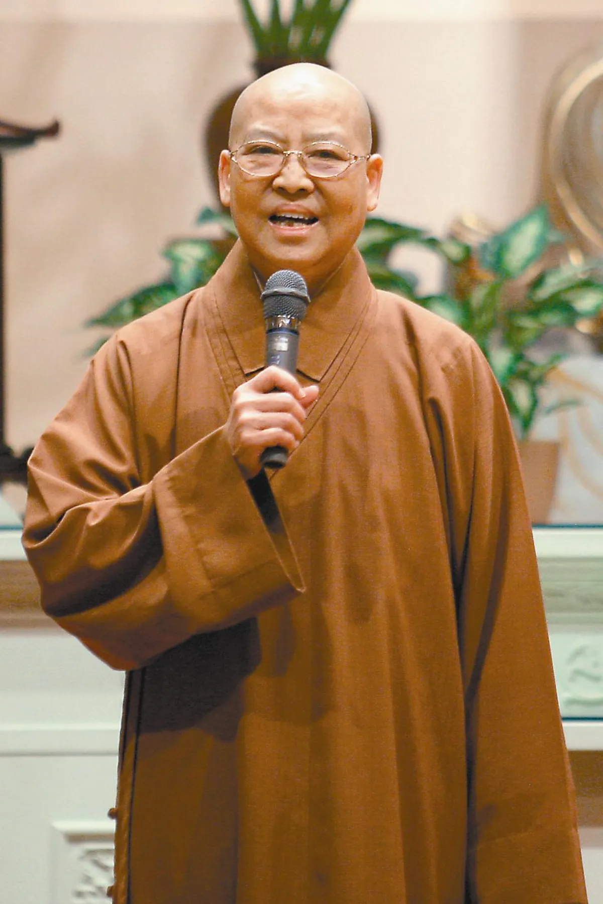 話說大師怎樣走上國際弘化的道路？