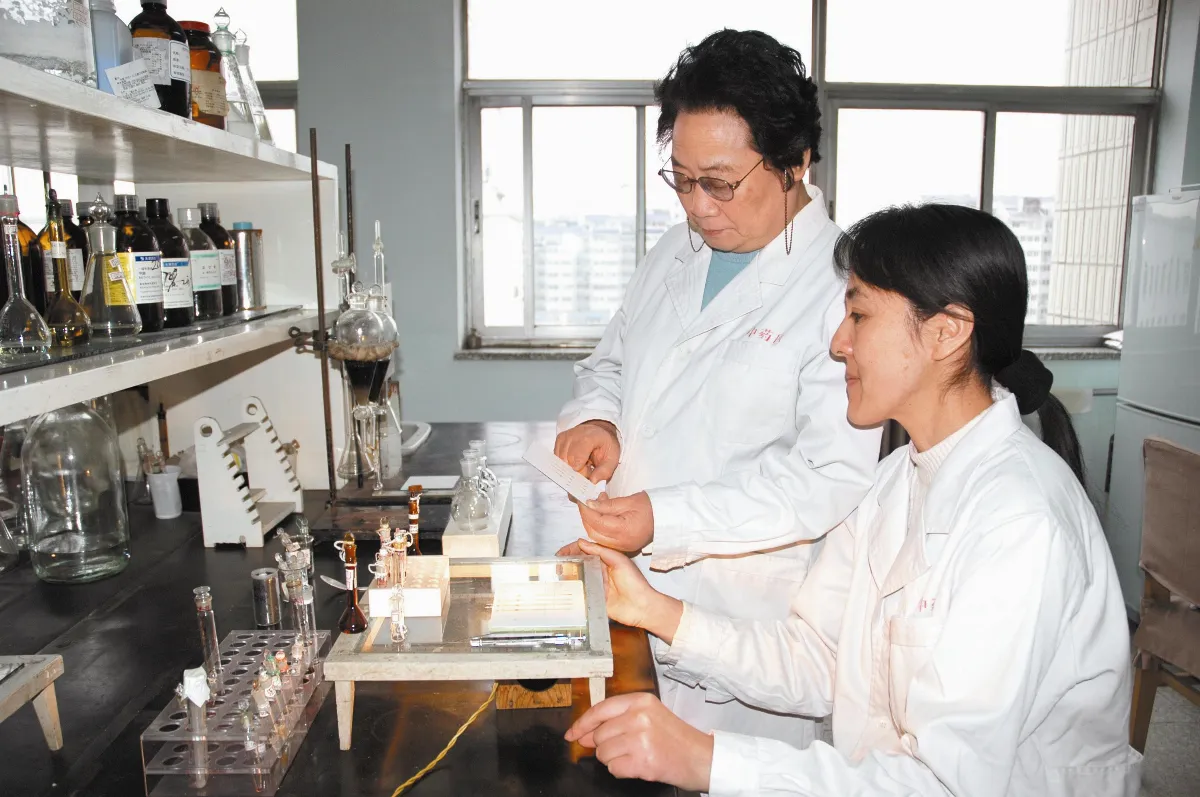 2015年諾貝爾醫學獎得主  屠呦呦 青蒿素是中醫給人類的禮物