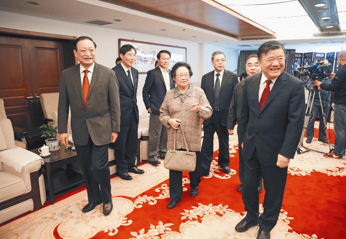 2015年諾貝爾醫學獎得主  屠呦呦 青蒿素是中醫給人類的禮物