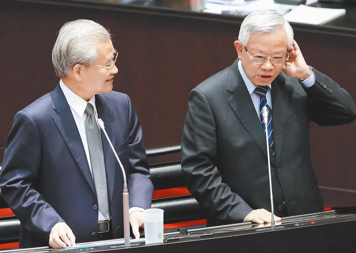 頭帶傷 12A總裁：小事