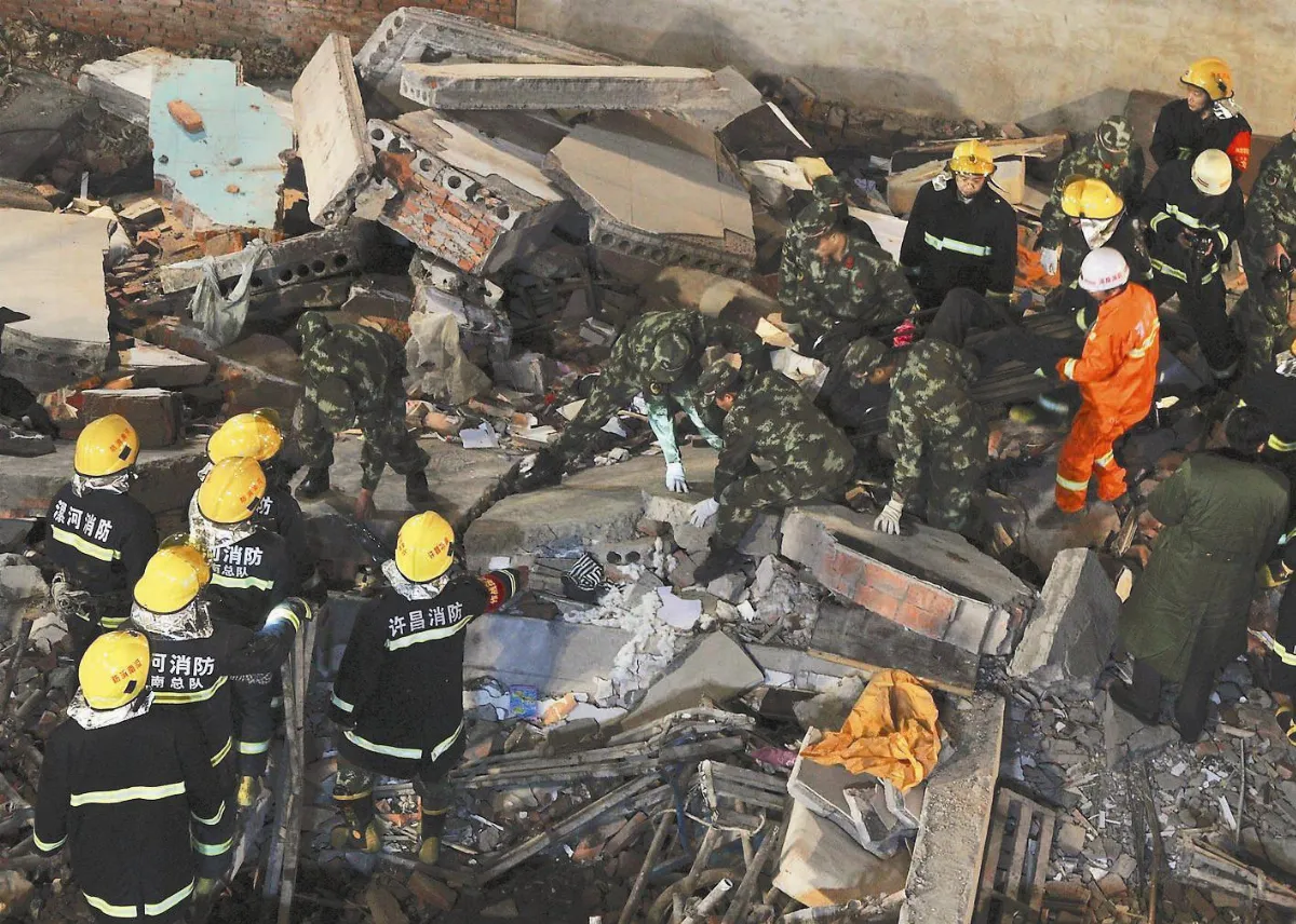 河南施工中房屋倒塌 40死傷