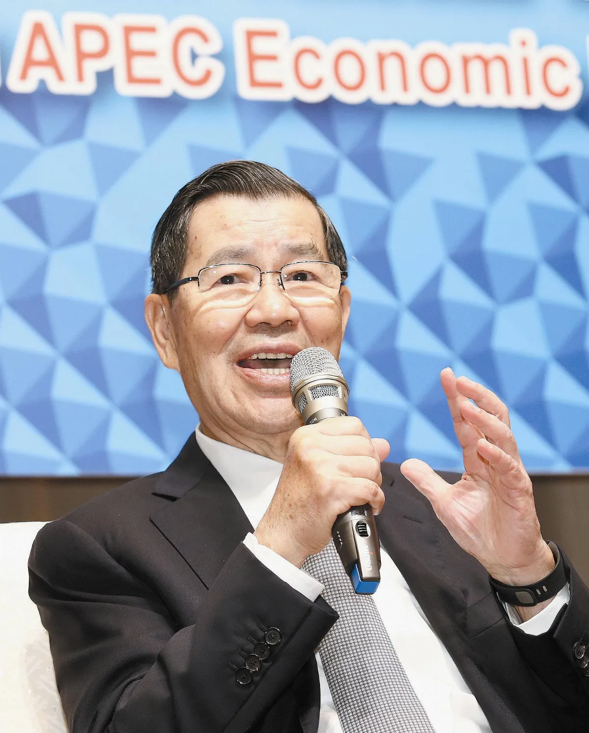 蕭萬長出席APEC 馬：最佳人選