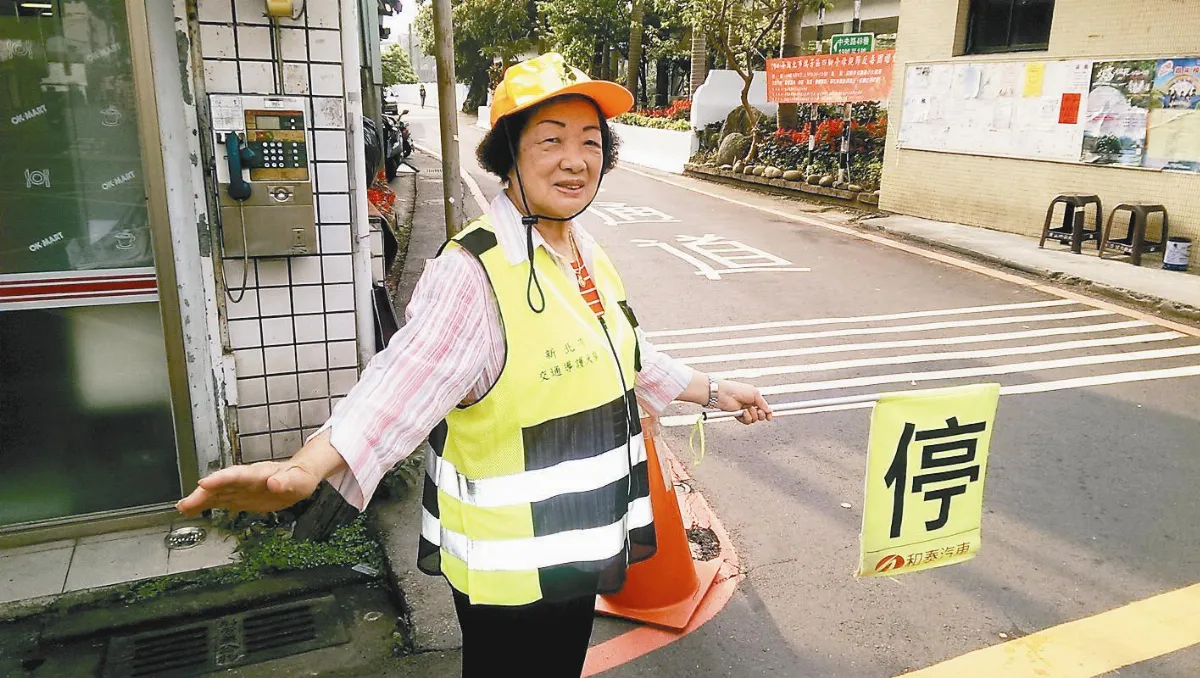 82歲義工嬤 導護學生14年