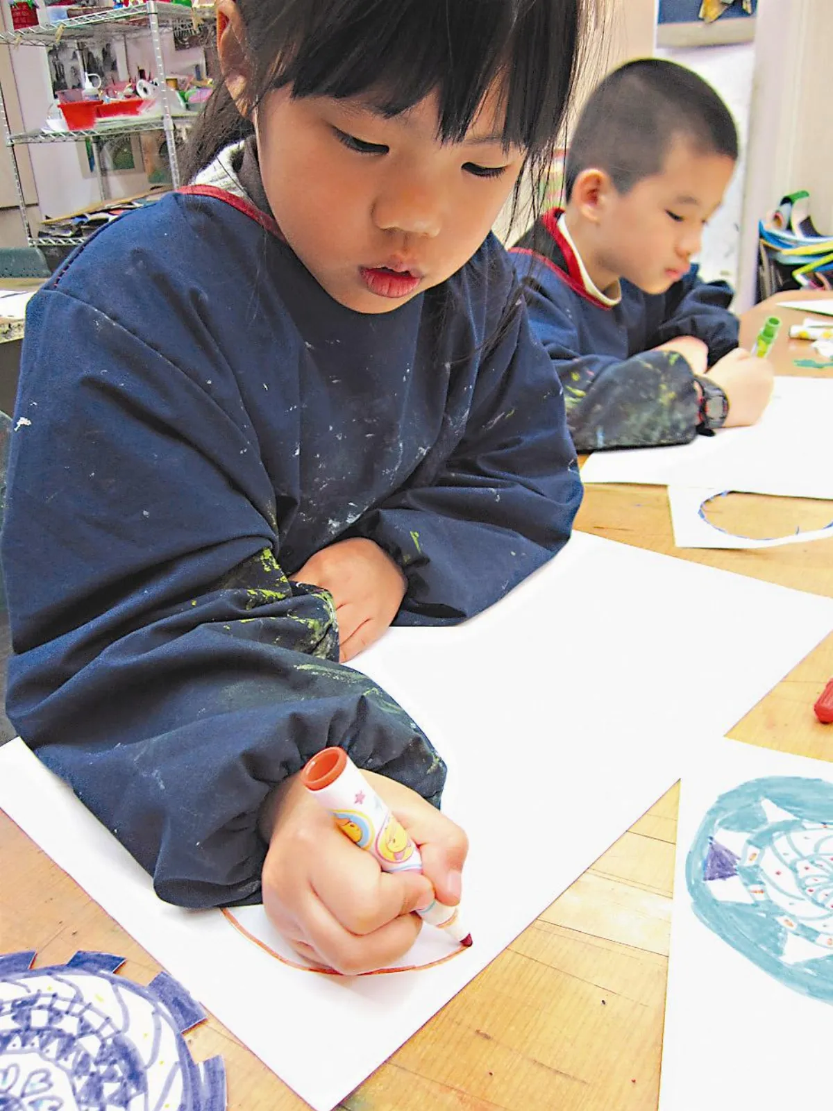 童畫天地 彩色筆表現技法