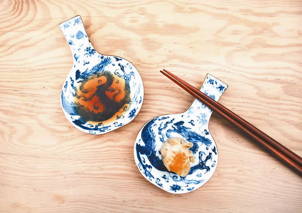 青花龍紋天球瓶 飛上餐桌