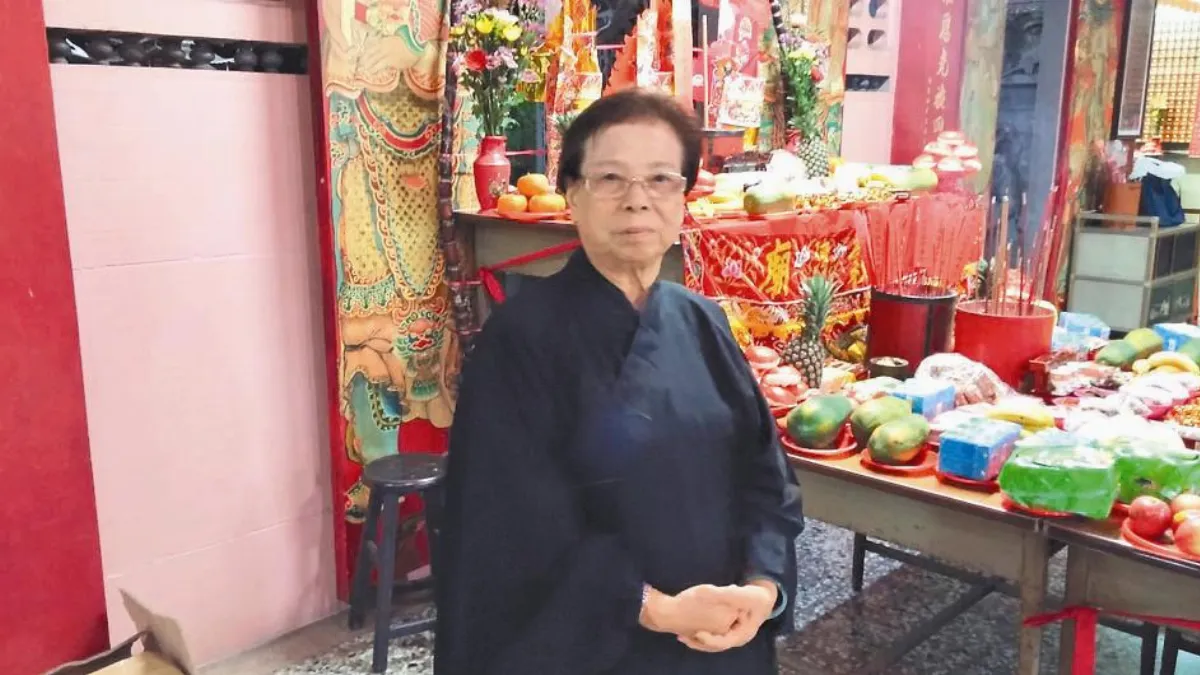 81歲阿嬤教誦經 傳播濟世善念