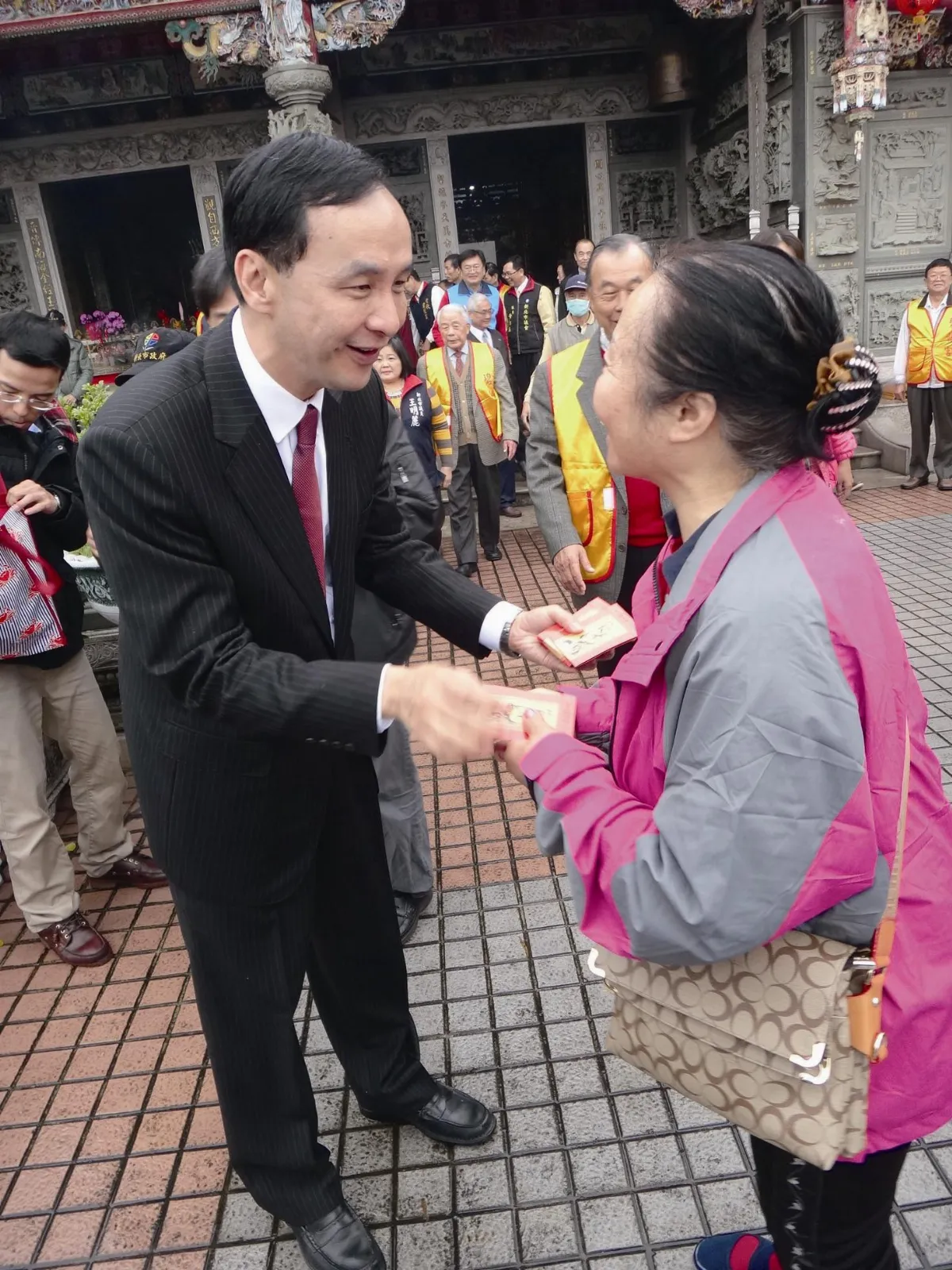揭開派系內幕識破選舉迷霧