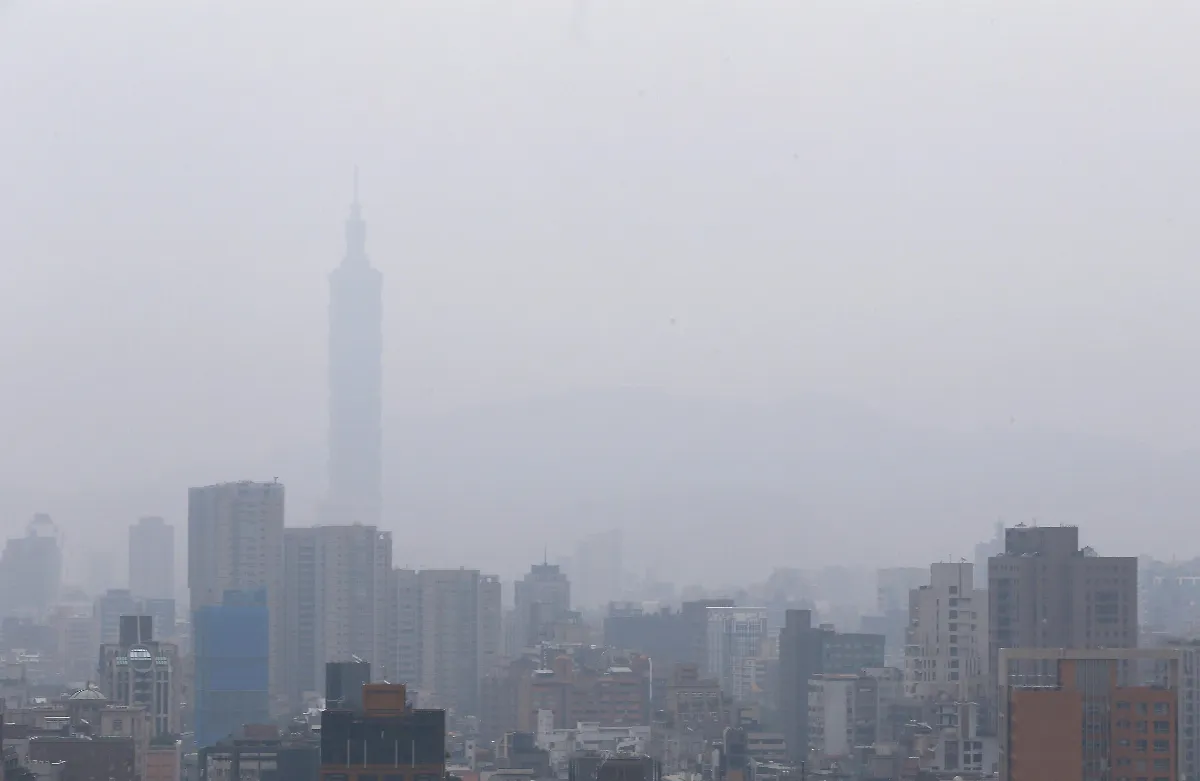 全台十面霾伏 戶外活動多喊卡