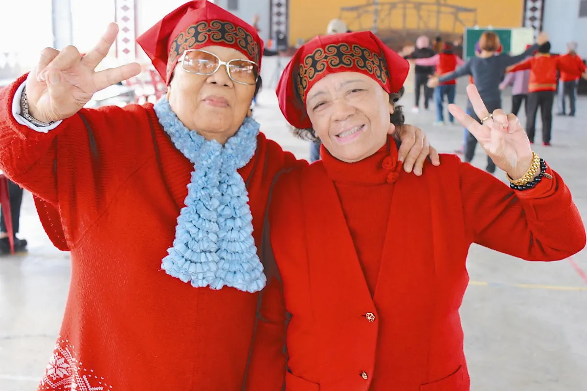 8旬千代奶奶 30公里求學記