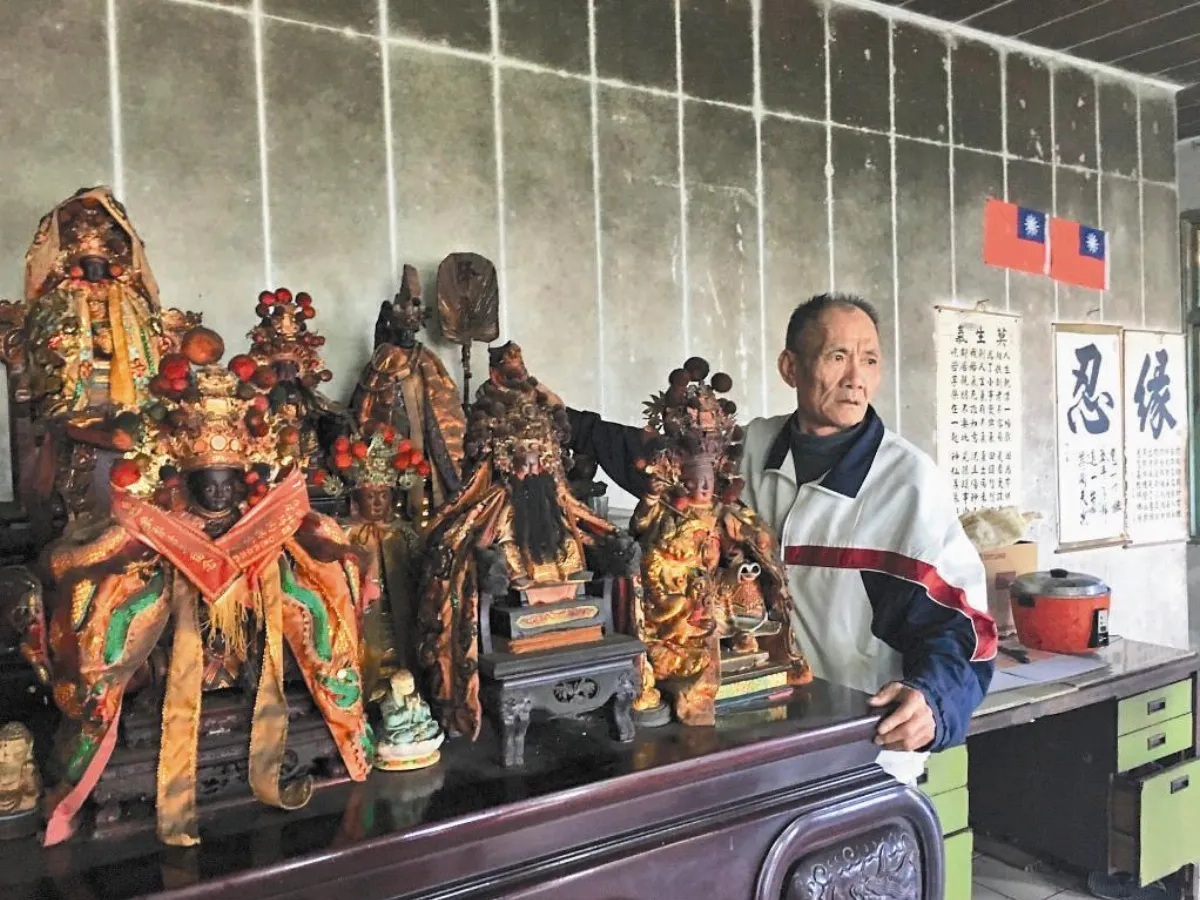 與神明有約 獨老守墓40年