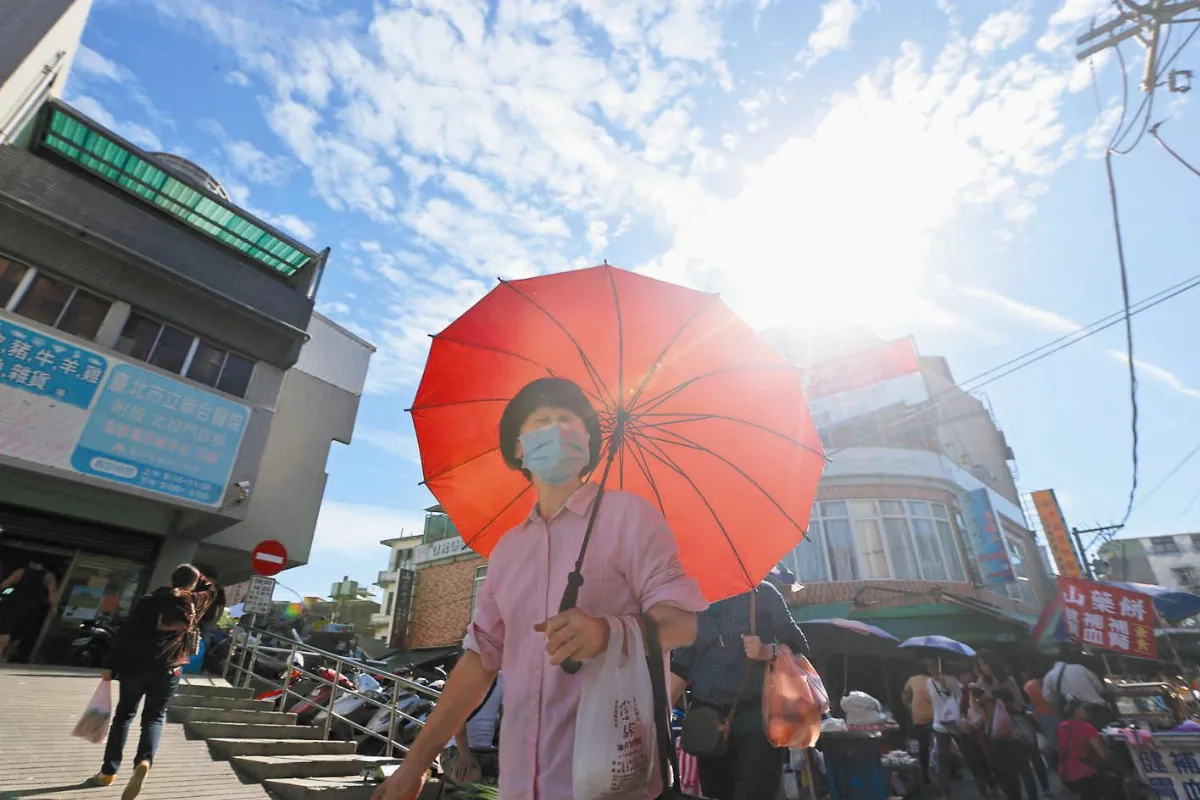 67年來最熱冬至 台北30.5℃