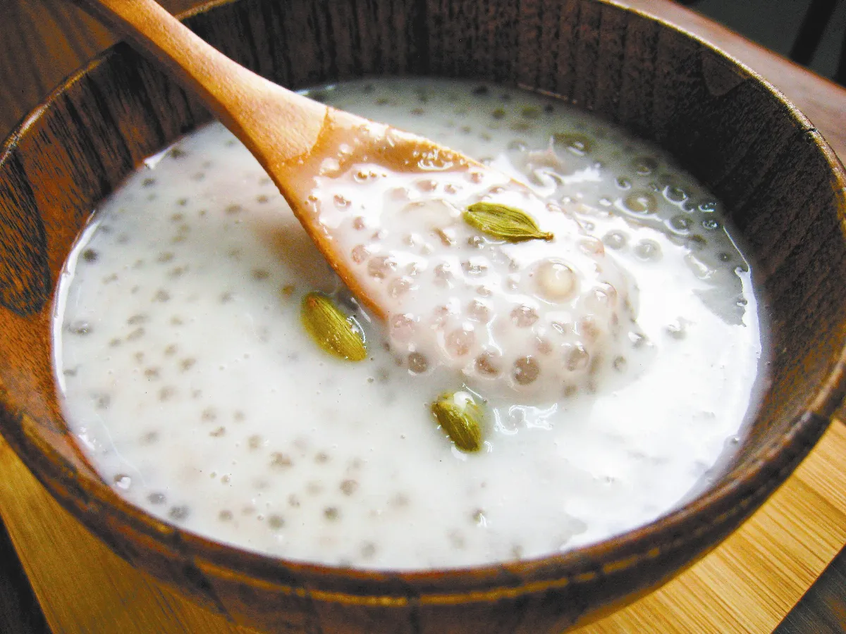 藍山炊煙 小荳蔻芋頭椰奶露