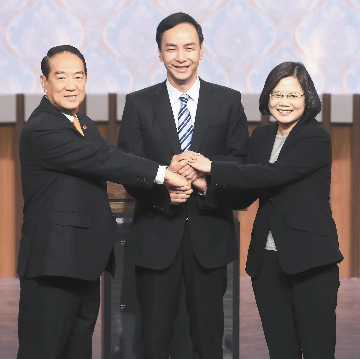 首場總統辯論 九二共識攻防