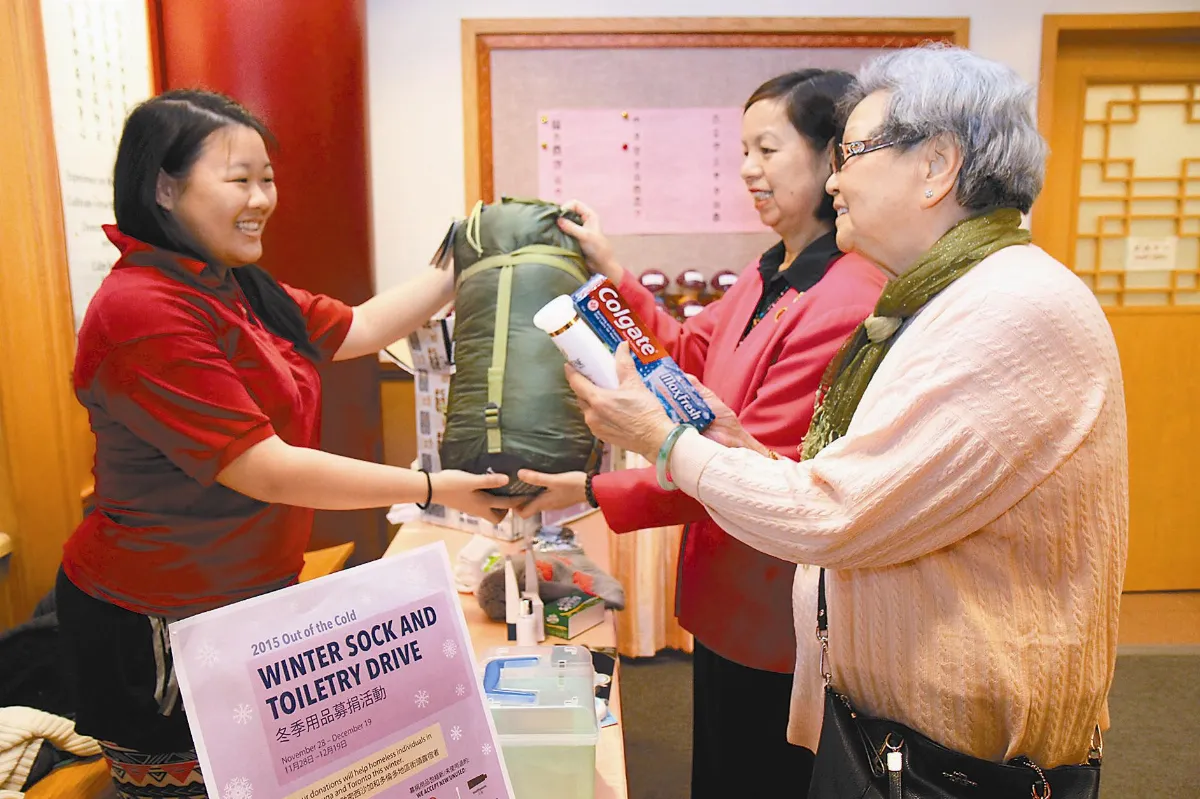 多倫多募溫暖 送愛助街友