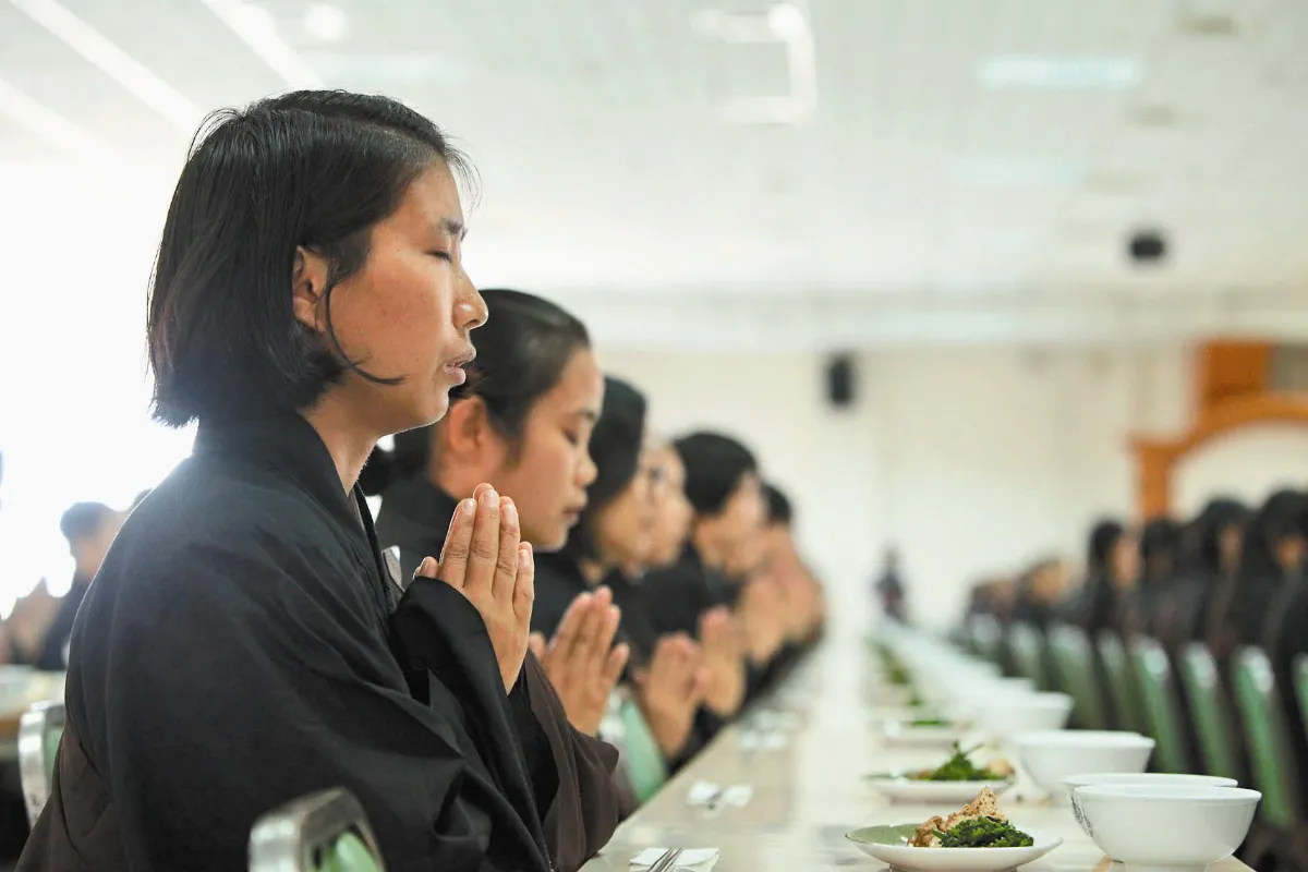 叢林生活 佛門之行堂與過堂