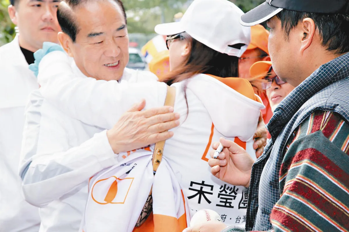 最後黃金周 3選將尬氣勢 宋南部固票 鳳山萬人誓師