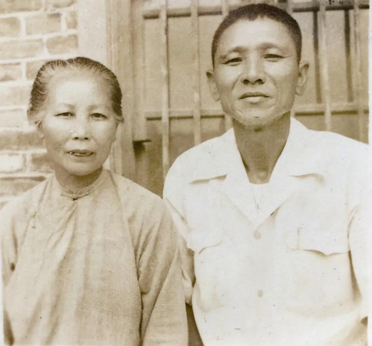 阿婆的愛化身石斛蘭花祝福