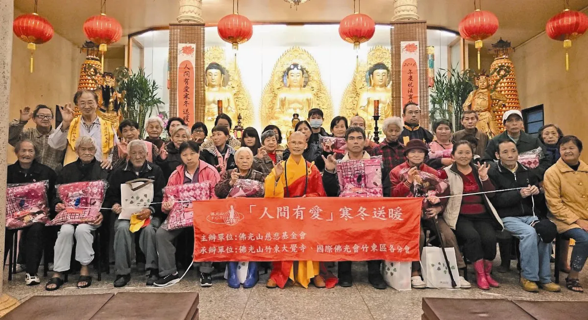 法寶節供粥 融合佛心