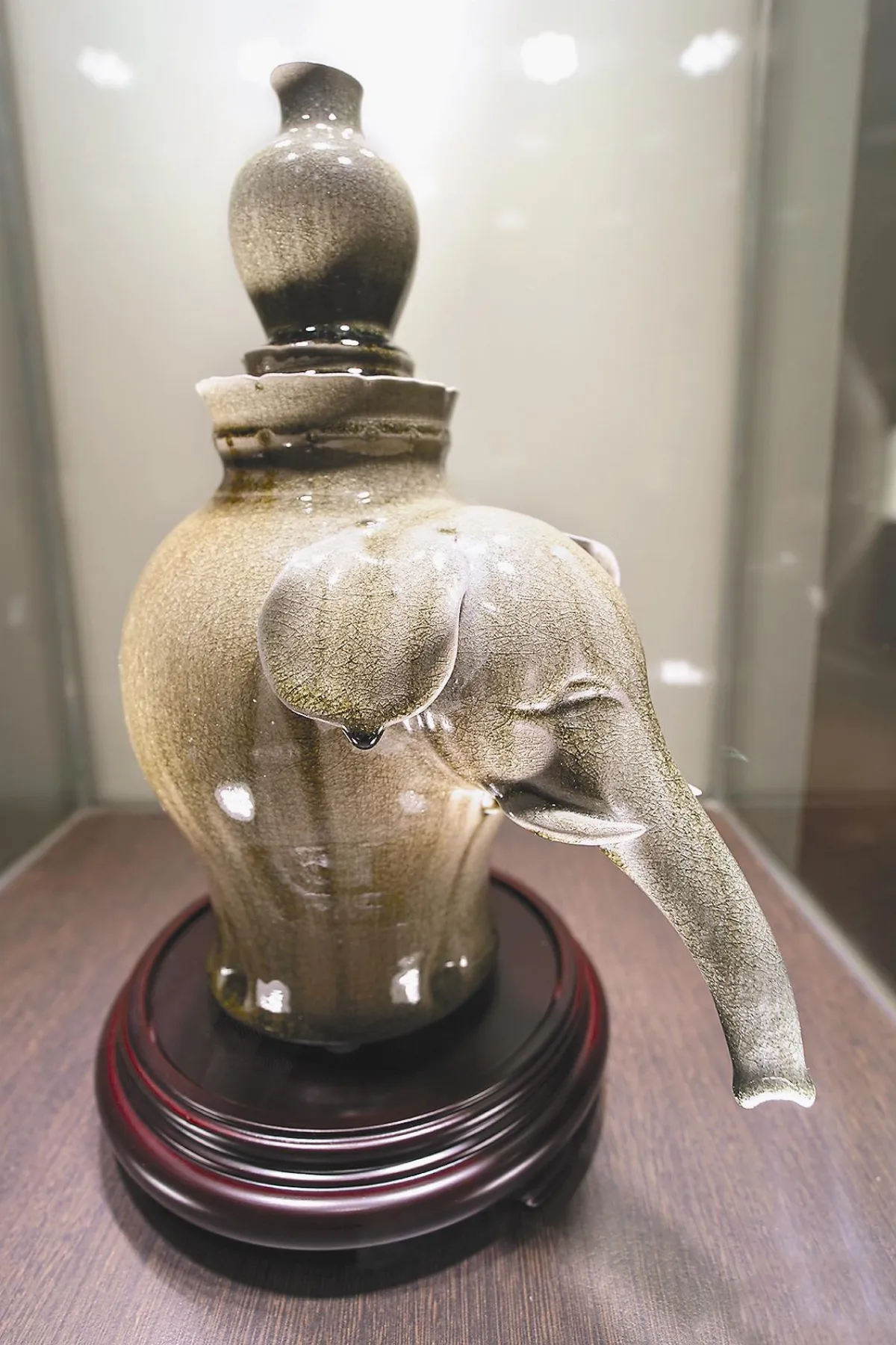 翡翠青瓷 何志隆佛館展柴燒