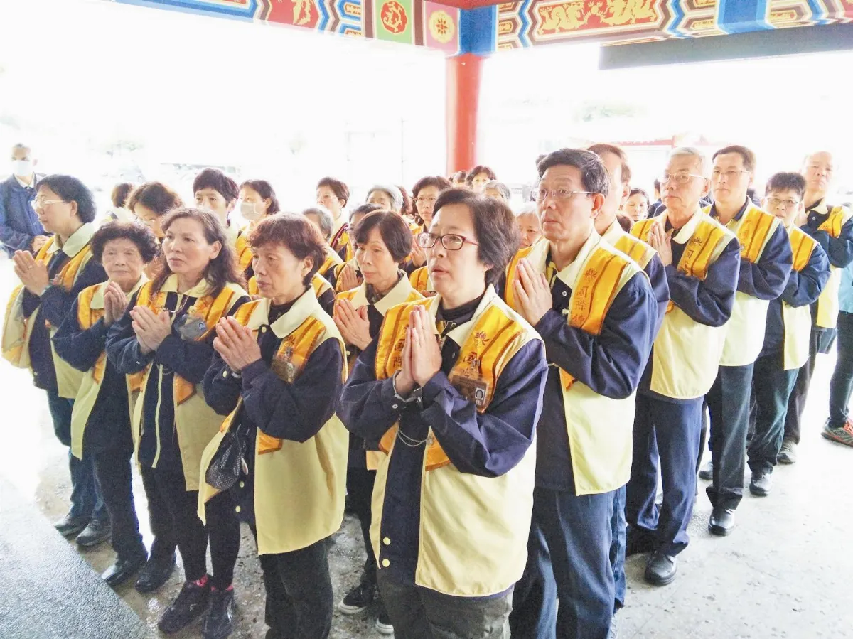 頭七法會 佛號淚水慟人心