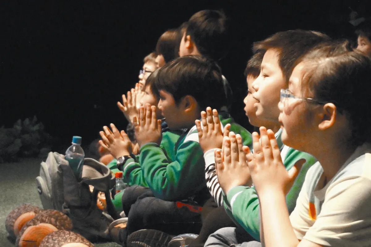 小朋友遊佛館 帶回三好、歡喜心