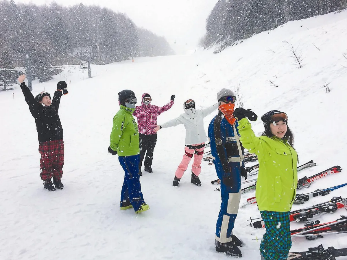 片品村推滑雪 法水寺聲援