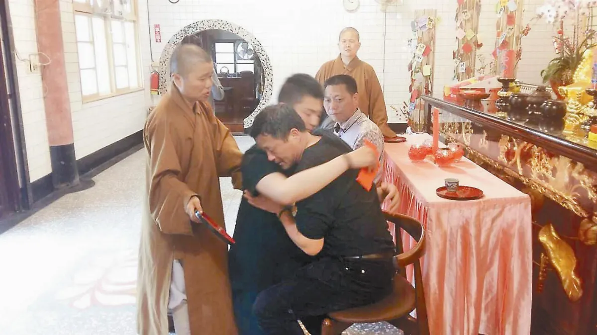 交換陸生往生 認義父母 佛大同學撫慰家屬