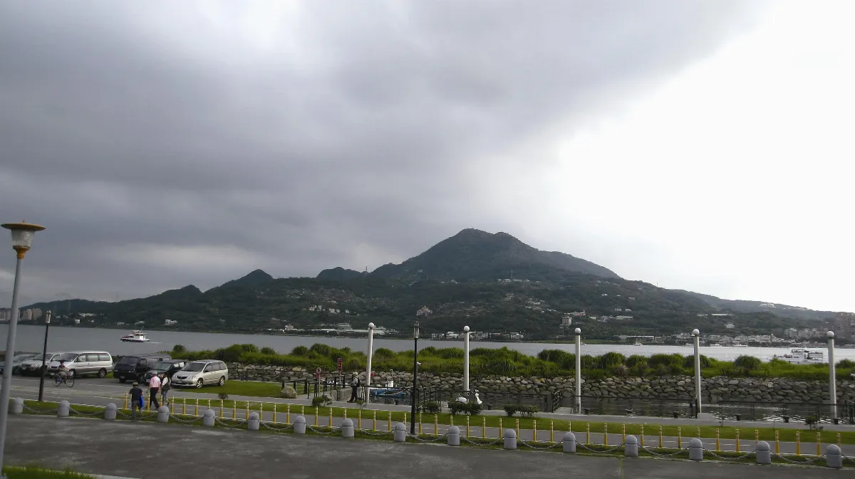 3-4月主題 山與水 金色水岸的山水情緣