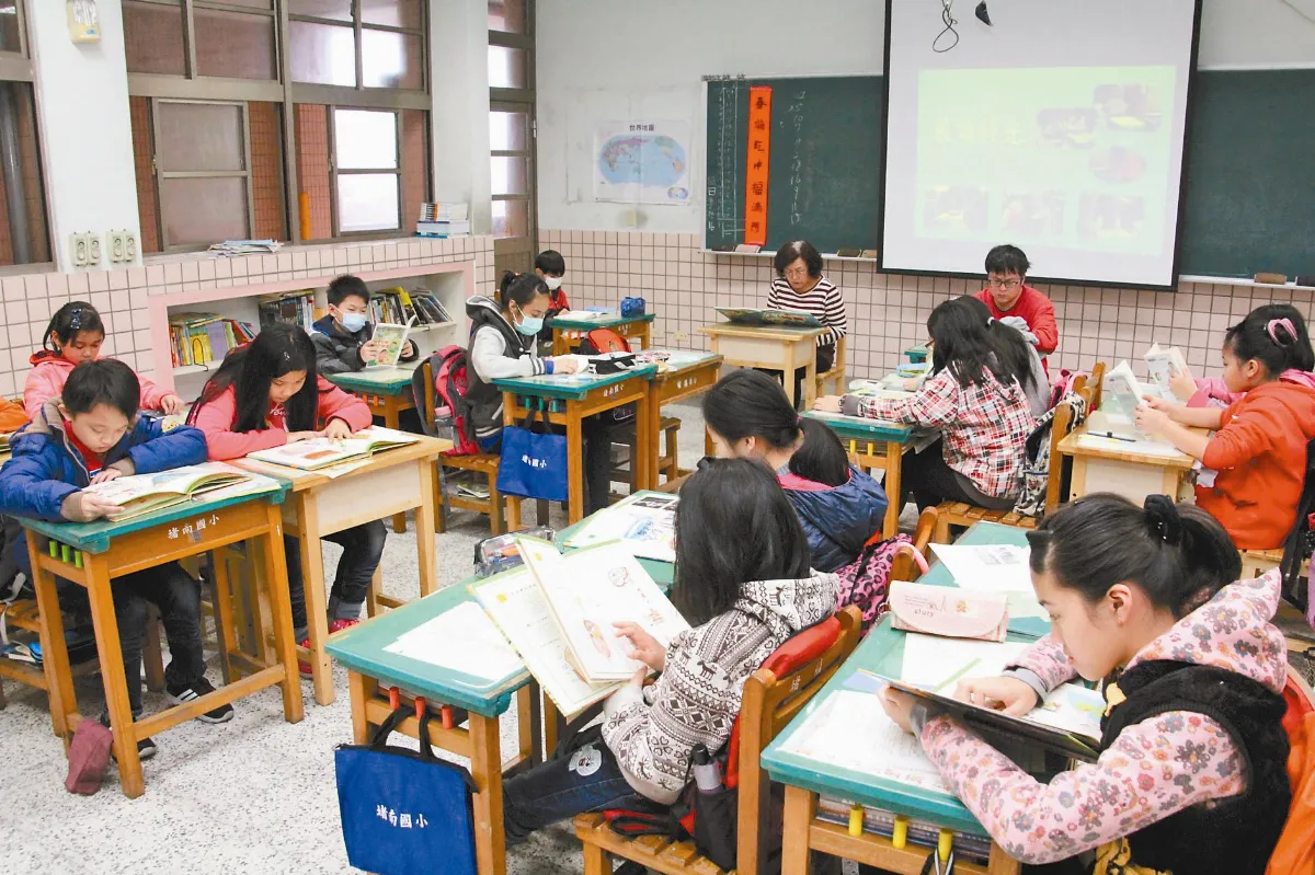 晨讀10分鐘 孩子會看厚厚的書
