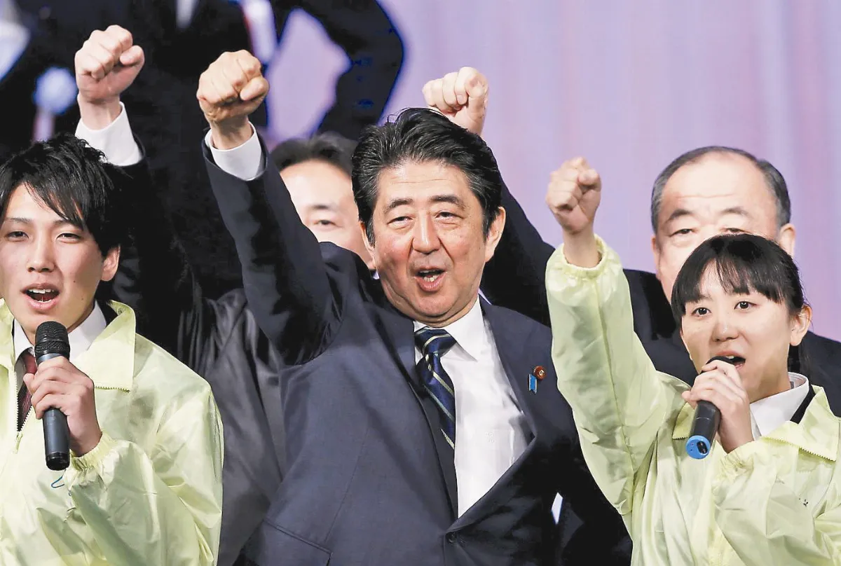 擴內需救經濟 安倍要發消費券
