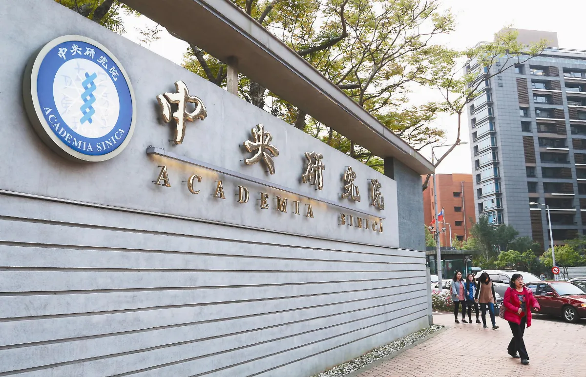 陷浩鼎風暴 翁啟惠請辭