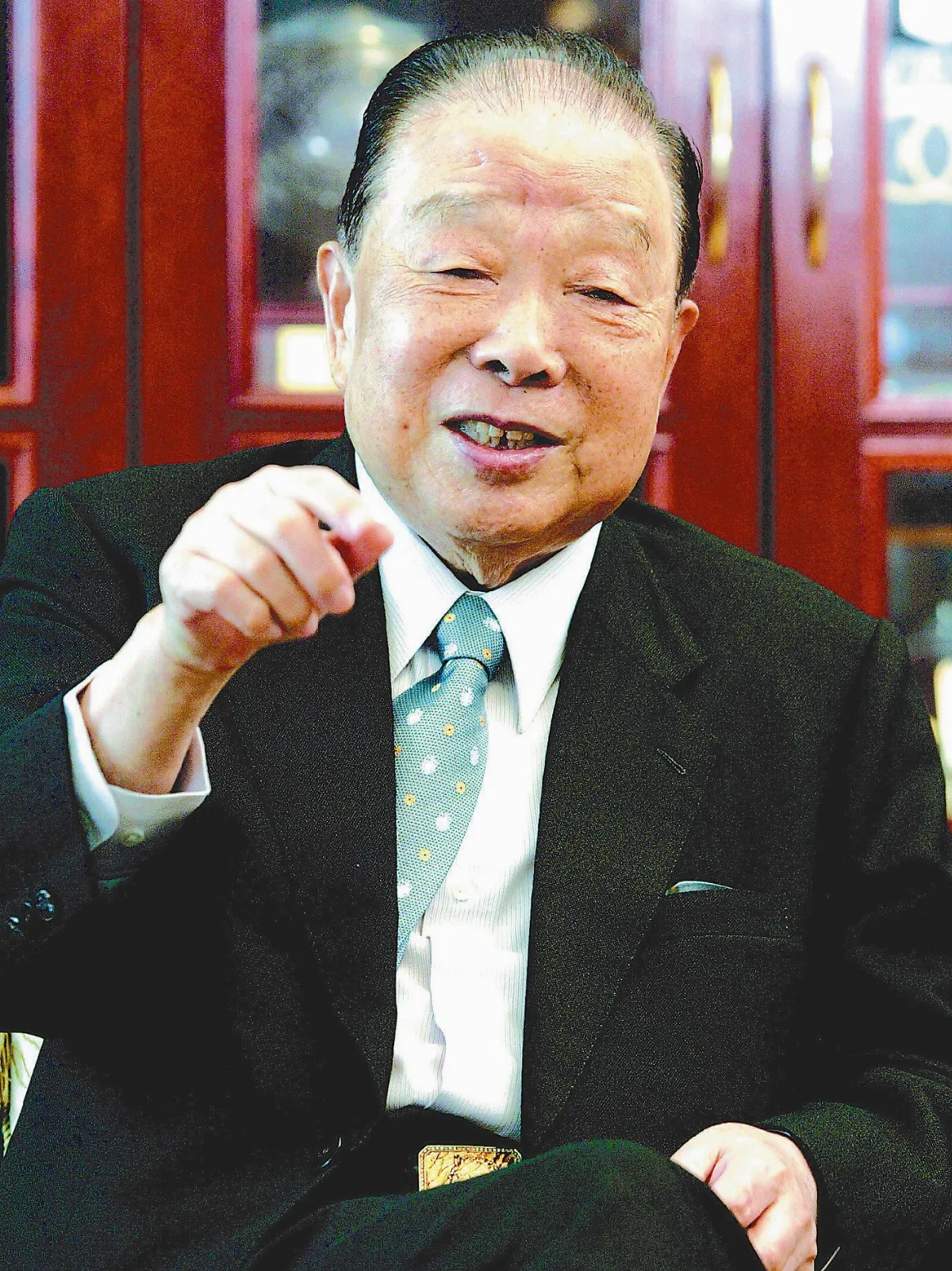 高清愿辭世 企業霸主後事低調