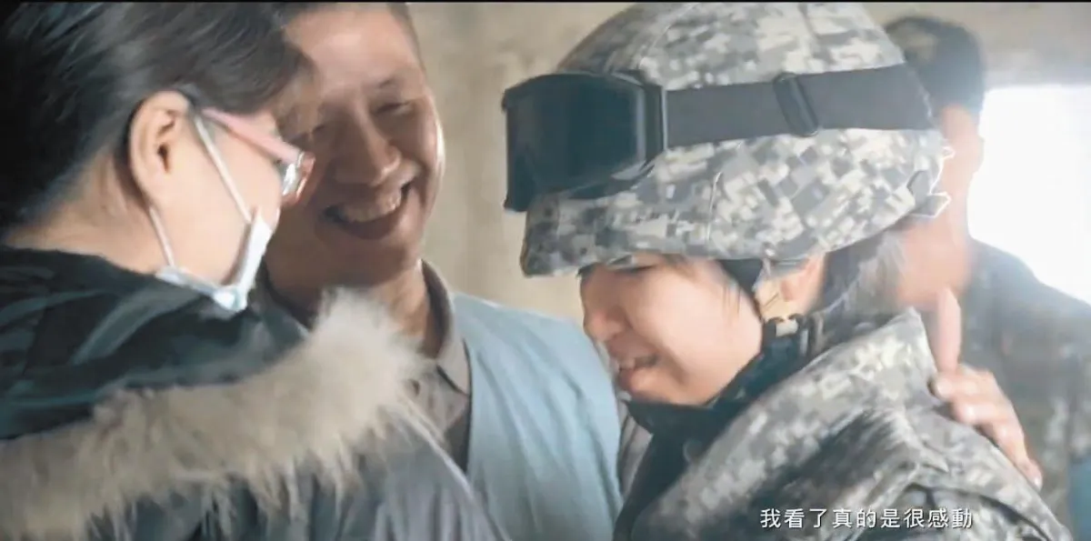 人質是媽媽 女特戰兵淚崩
