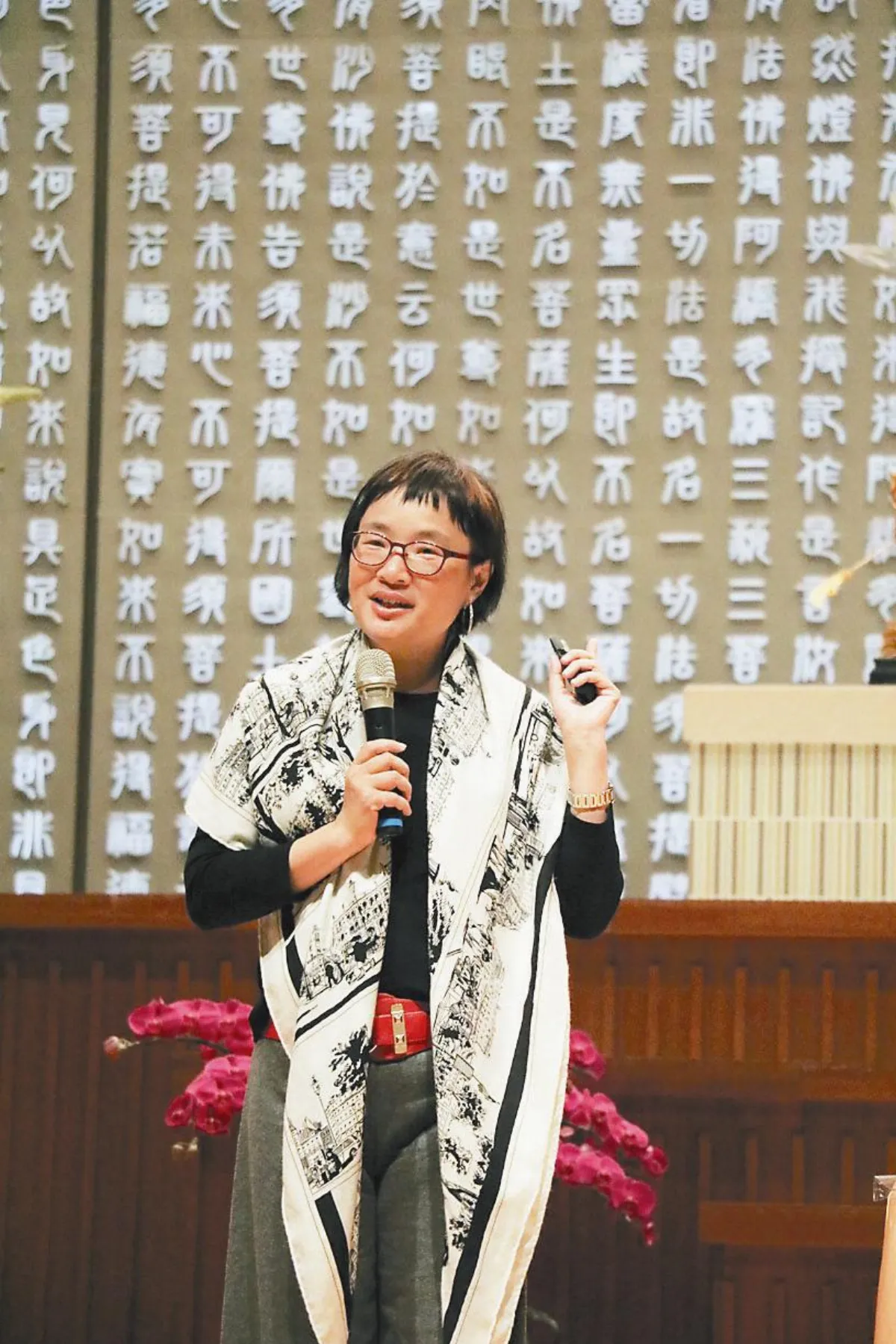 慶祝佛誕節 南台別院 告別鴨蛋人生 王文靜談翻轉