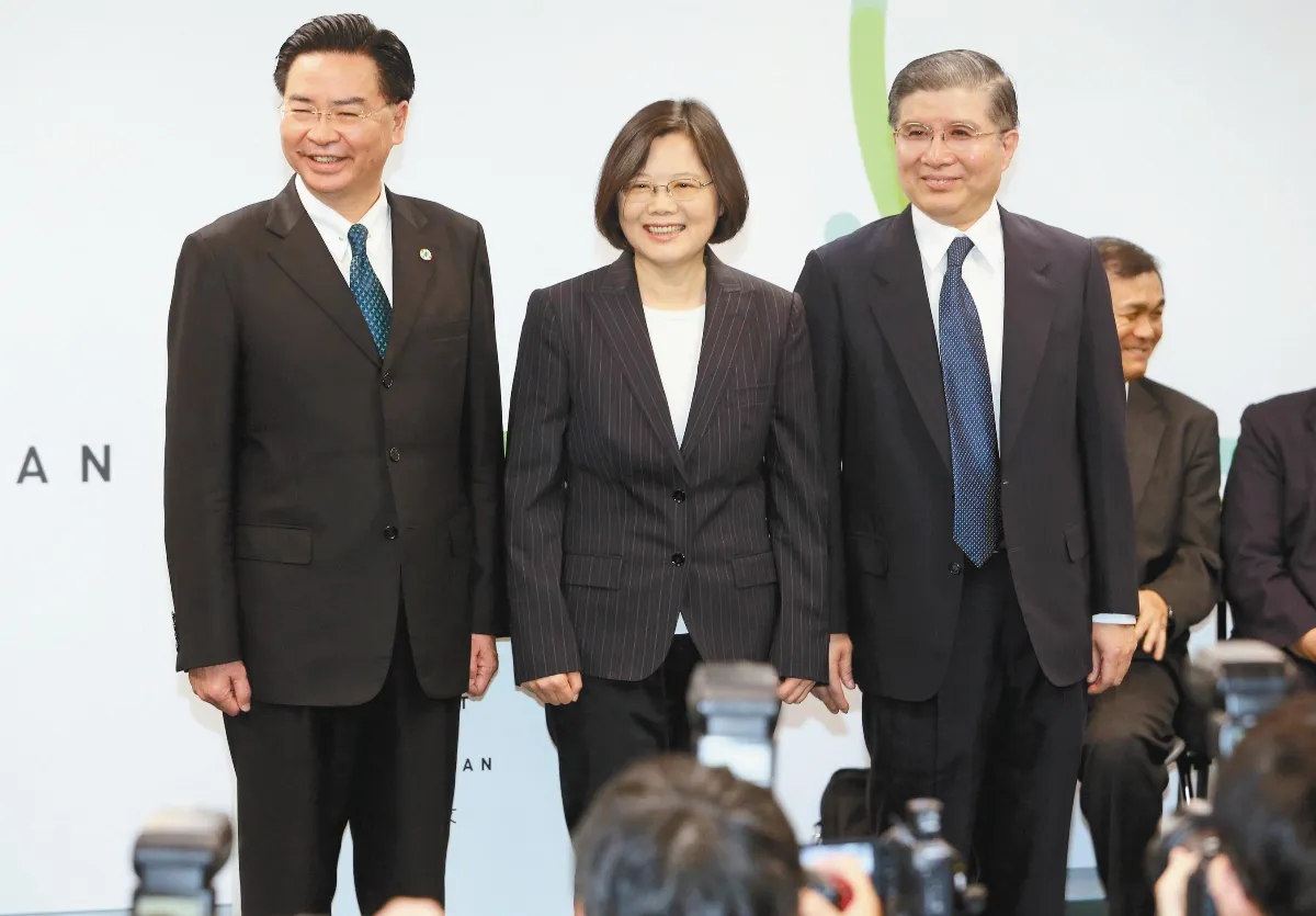 吳釗燮、林碧炤 蔡左右手