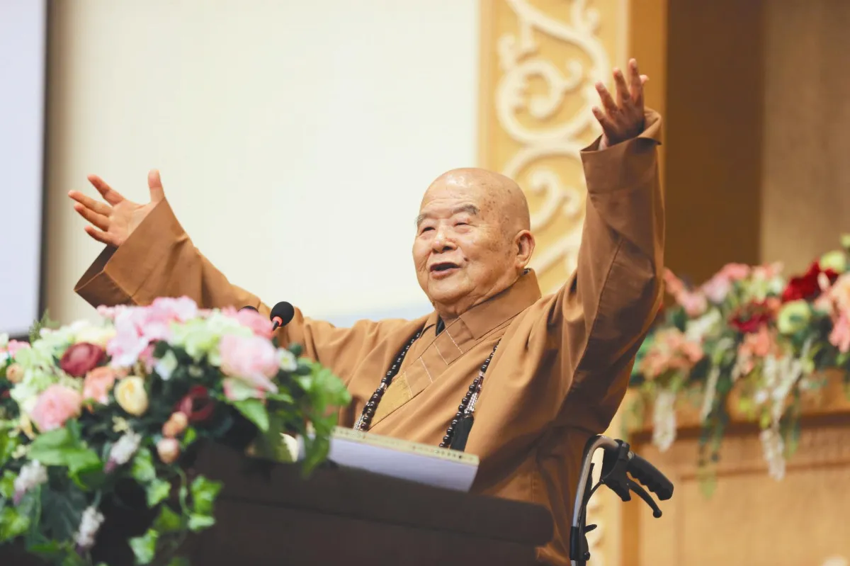 星雲大師登揚州講壇 談禪生活