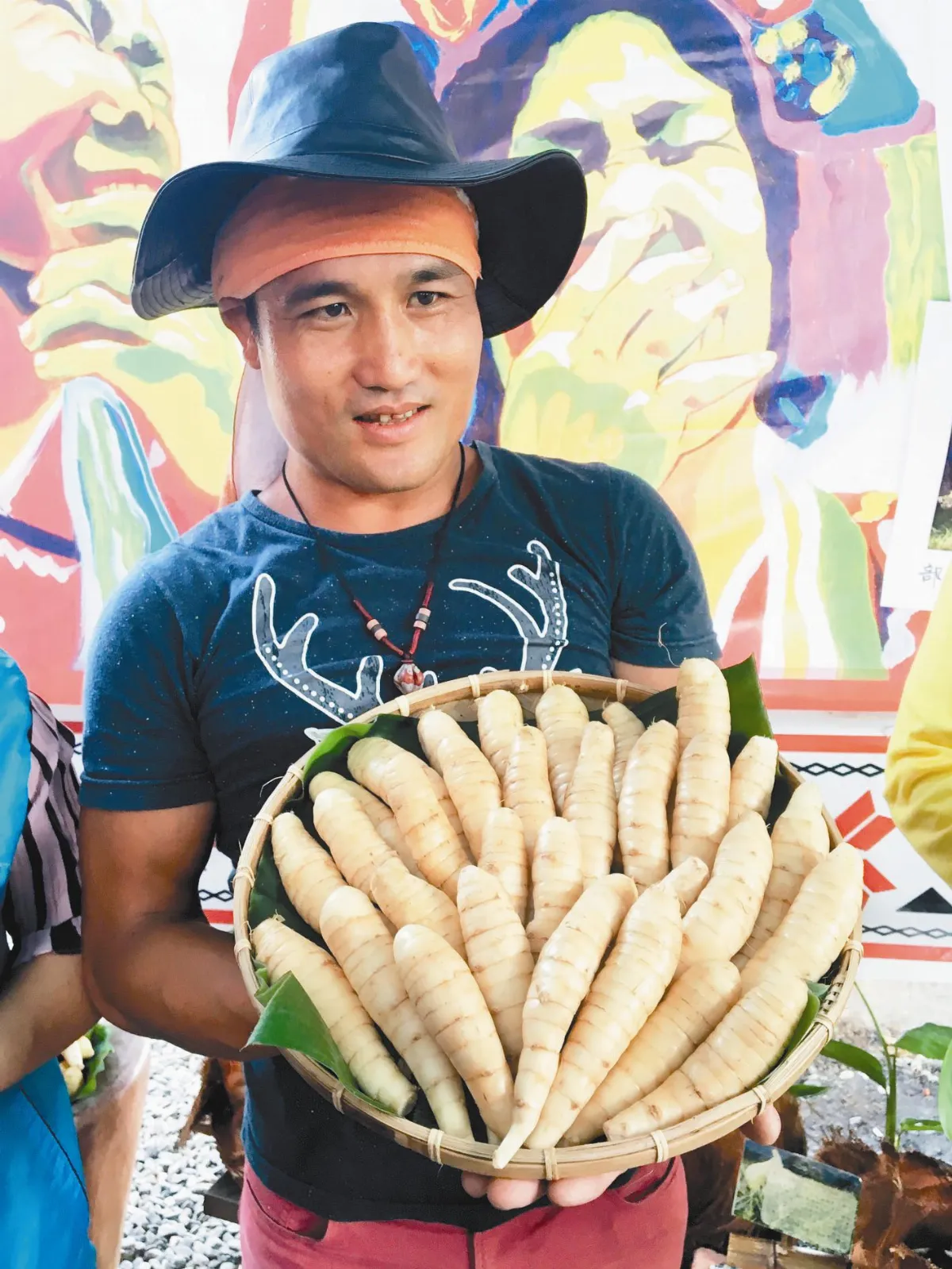 織羅葛鬱金 部落新經濟