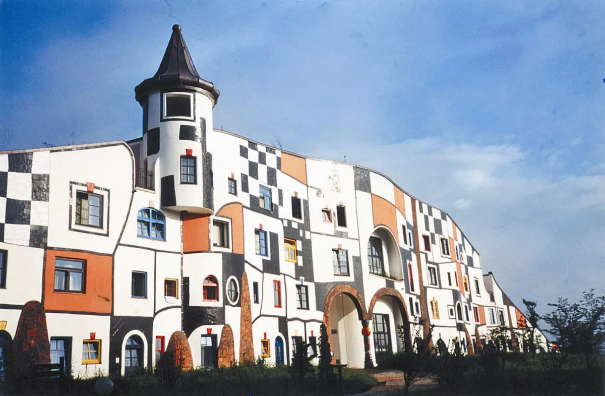 海闊天空 走進城堡旅館
