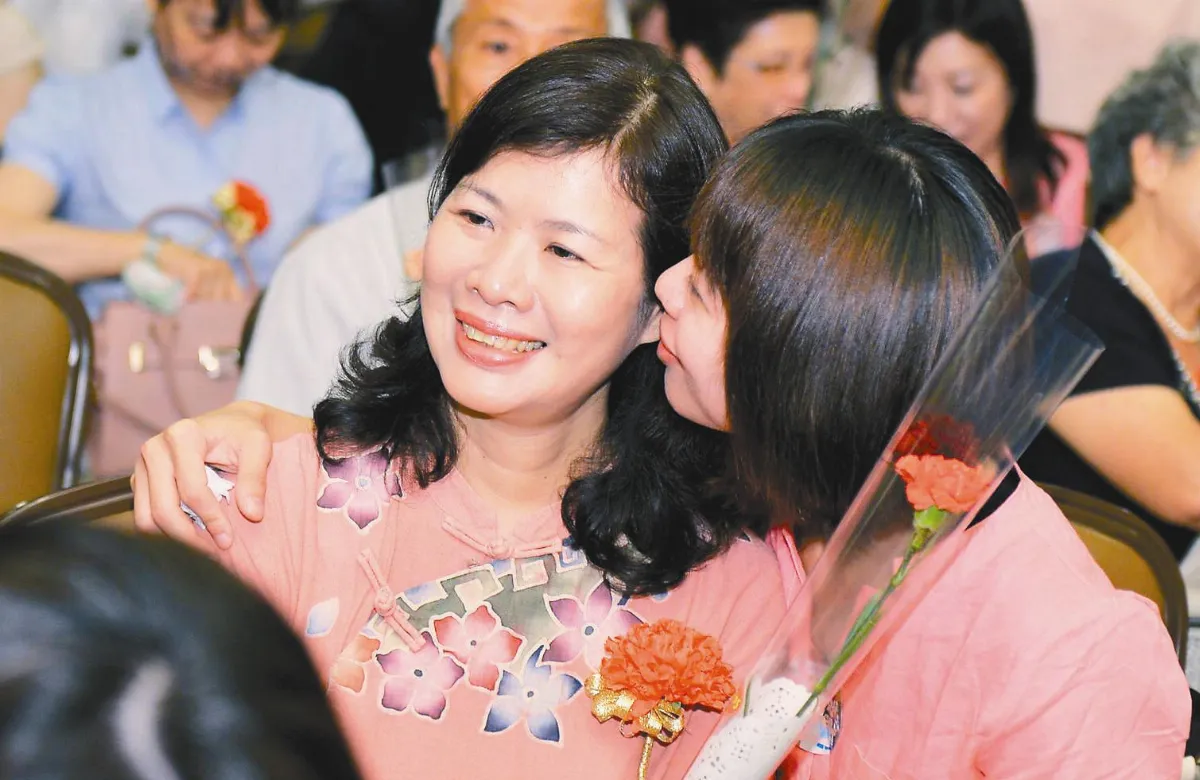 南屏別院 孝親祈福音樂會 擁抱父母