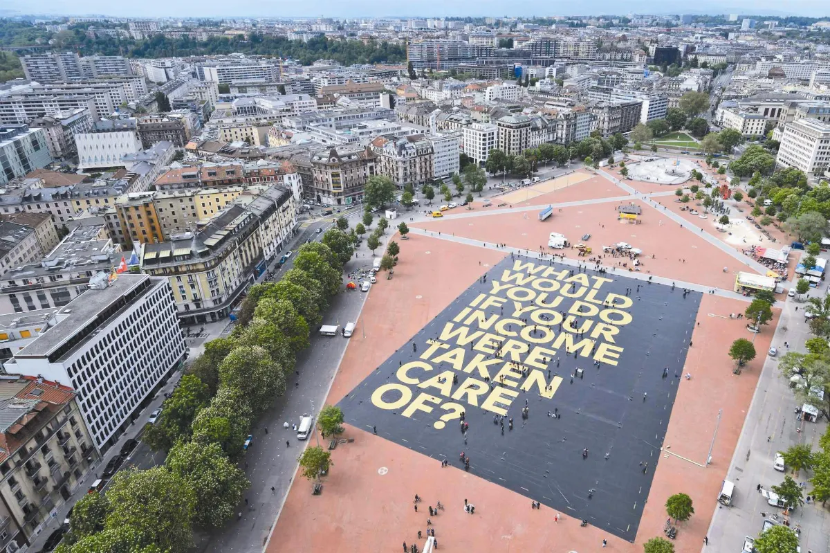 基本所得…地表最重大課題 地表最大海報…亮相日內瓦