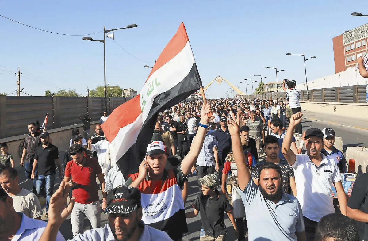 伊拉克示威者再闖綠區 警開槍鎮壓