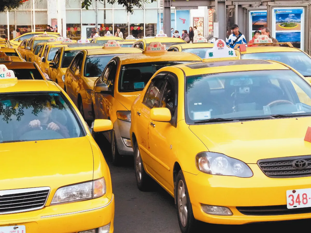 對抗Uber 計程車 將不限黃色