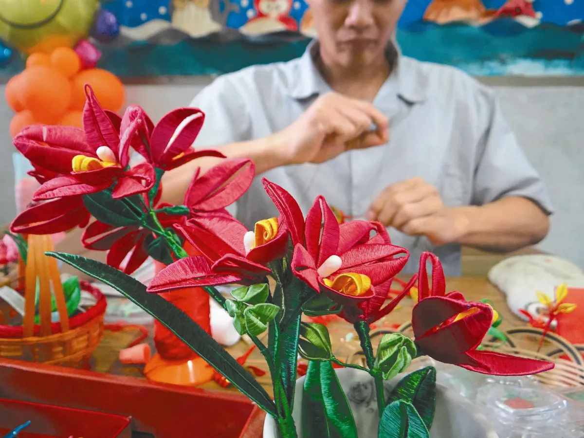 阿正ㄟ春仔花 縫進對慈母的想念