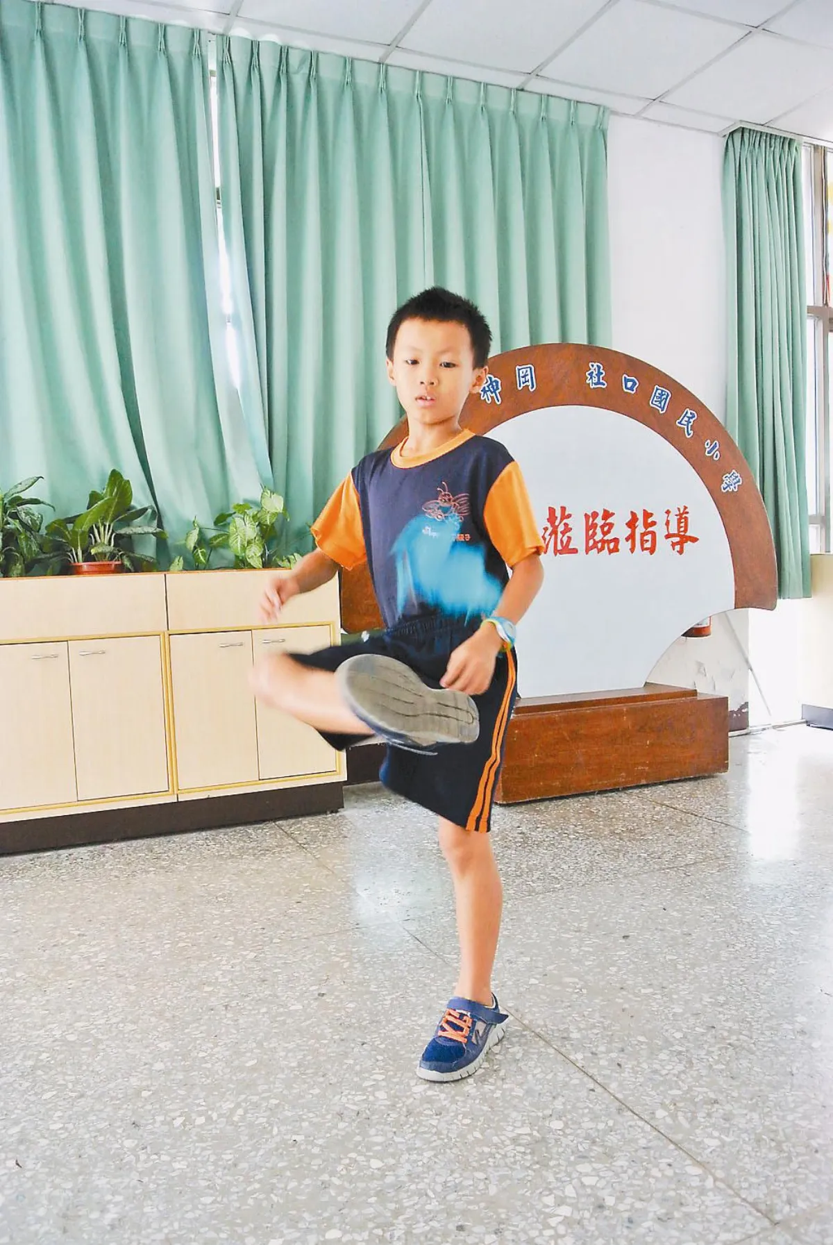 社口毽子王 一口氣踢1428下