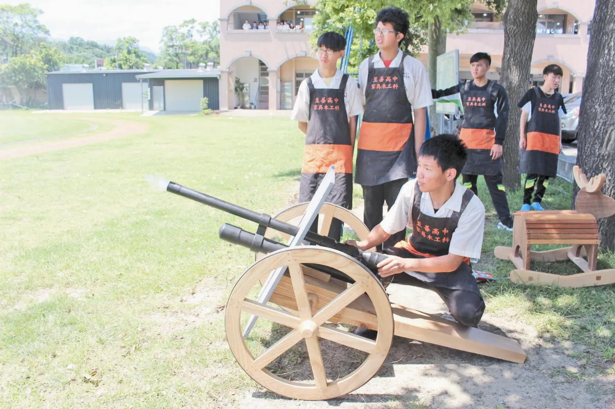 木製步兵砲 射程200公尺