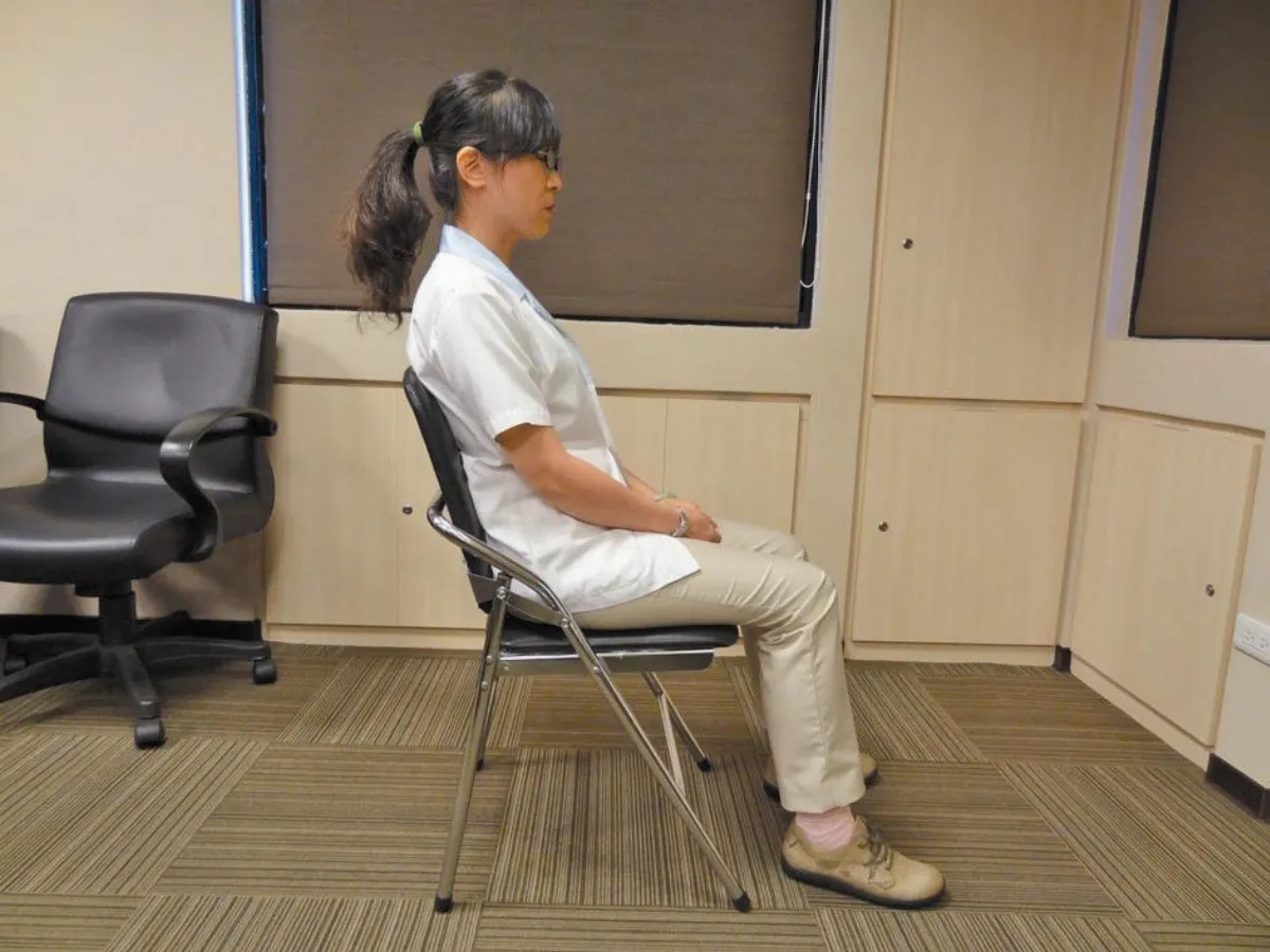 久坐上班族 小心閃到腰