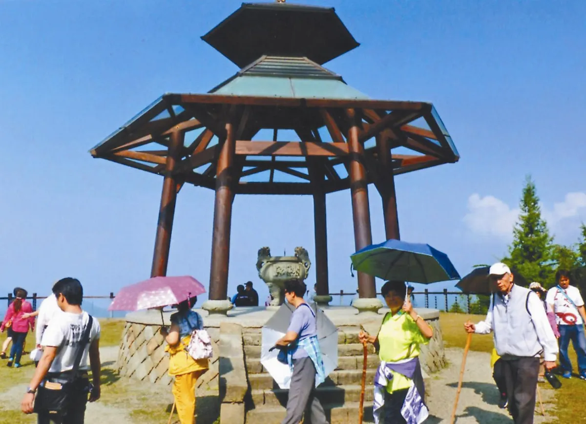 海闊天空  寒溪呢森林 吸取天地能量