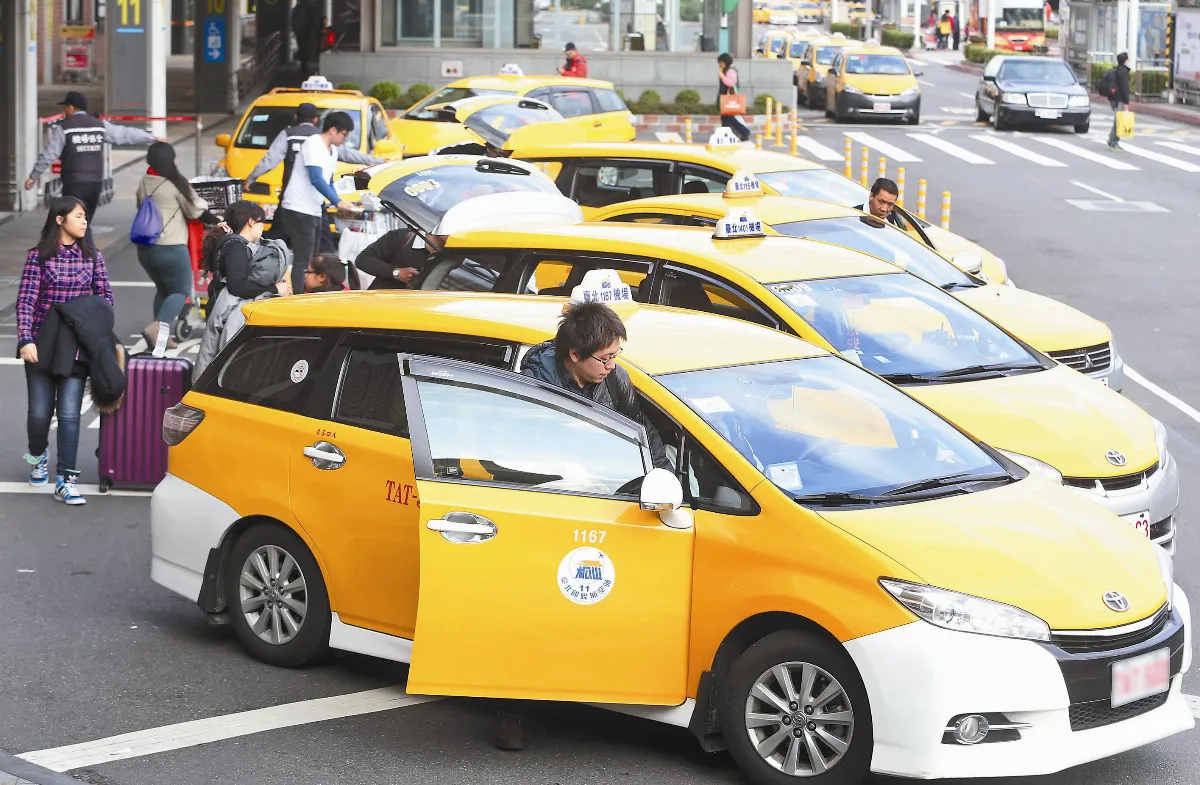 Uber 挑戰 小黃 出租車產生翻天覆地的變化