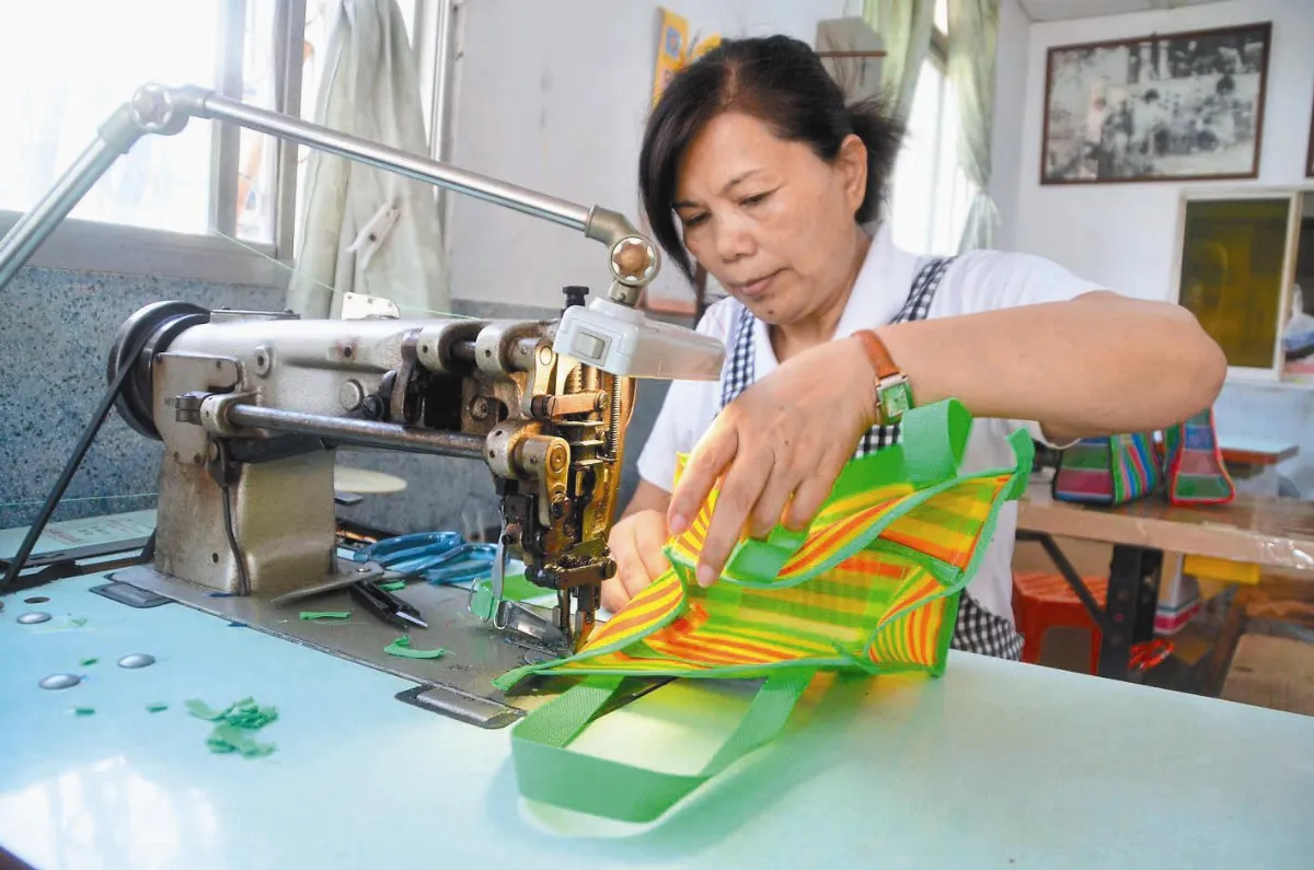 阿嬤茄芷袋 車成LV包