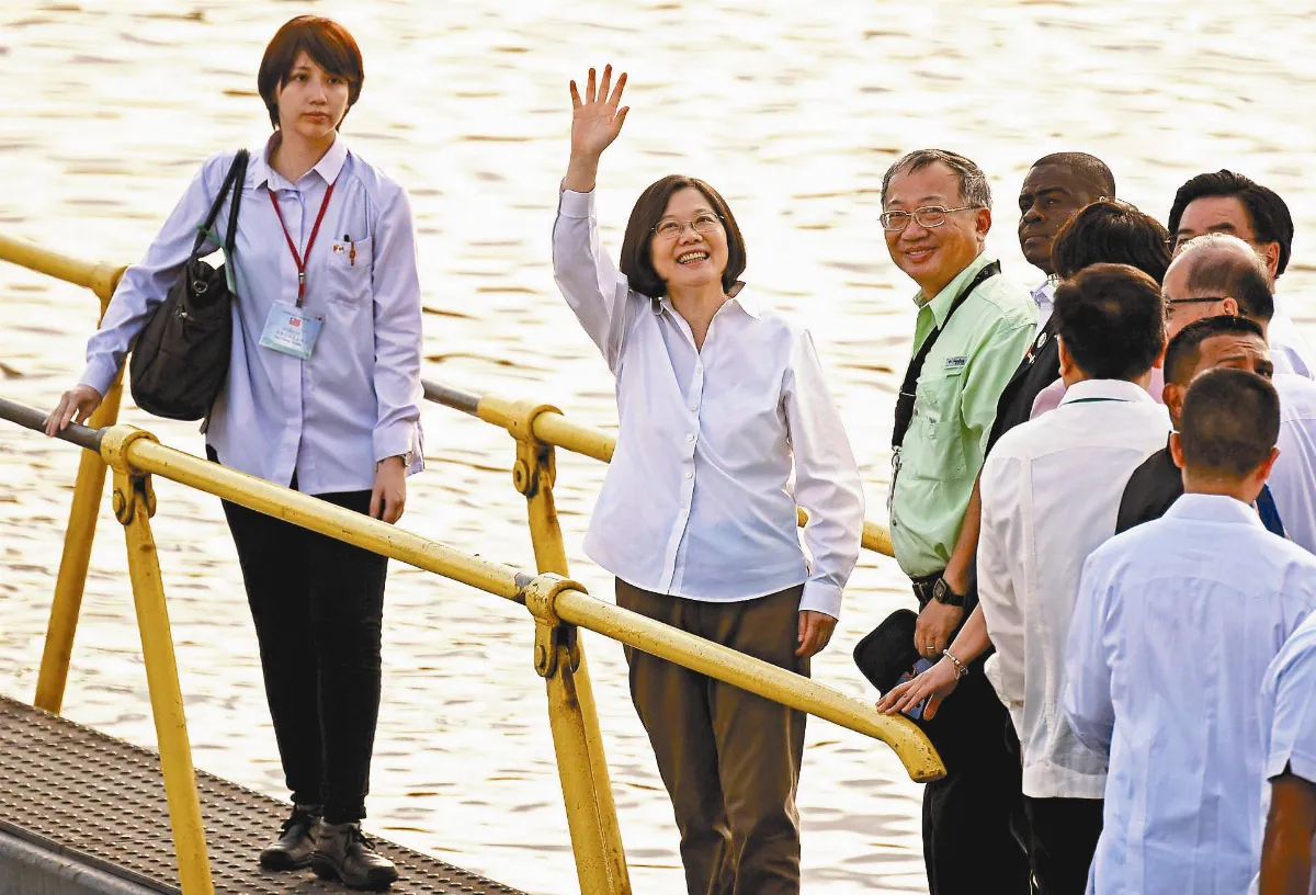 蔡訪巴 鴿子蘭博感情